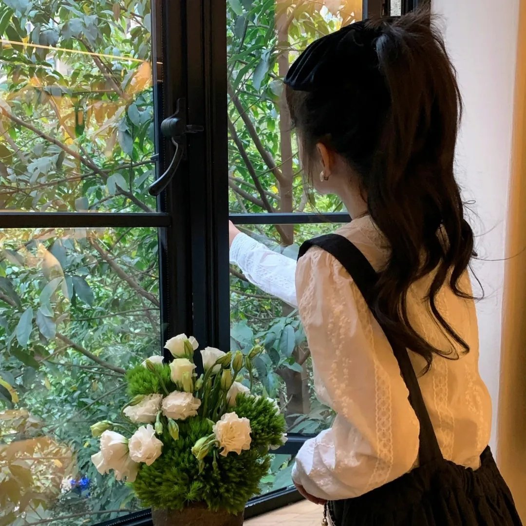 樱子小姐的脚下埋着尸体